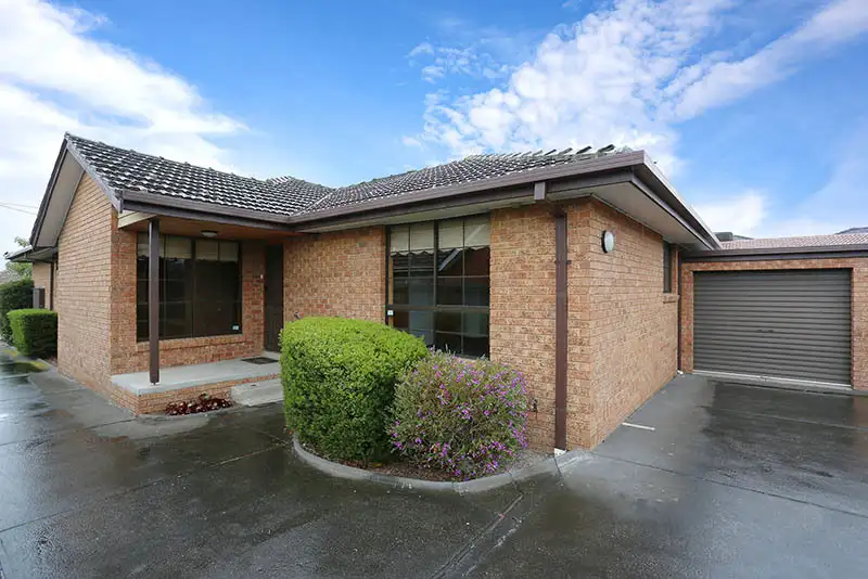 Main view of Homely unit listing, 2/14 Gladstone Parade, Glenroy VIC 3046
