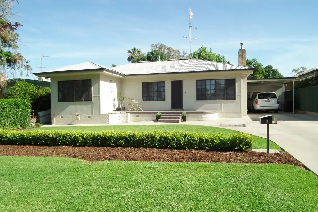 Main view of Homely house listing, 3 Knight Street, Griffith NSW 2680
