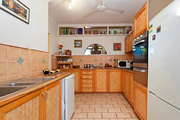Fifth view of Homely townhouse listing, 1/73 Nightcliff Rd, Nightcliff NT 810