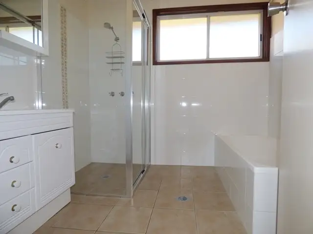 Fifth view of Homely house listing, 10 Askin Close, Scone NSW 2337
