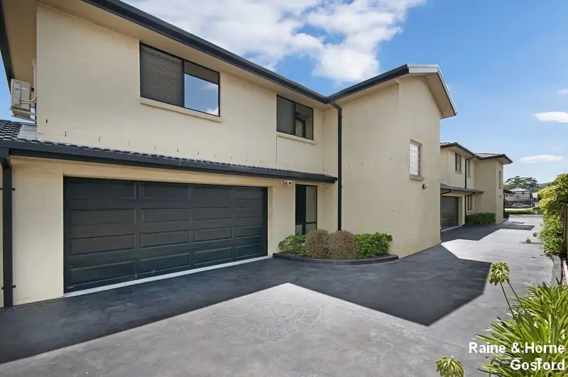Main view of Homely townhouse listing, 2/490 Pacific Highway, Wyoming NSW 2250