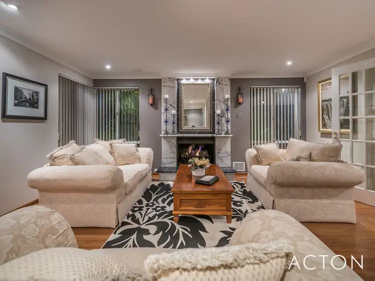 Seventh view of Homely house listing, 5 Southern Cross Circle, Ocean Reef WA 6027