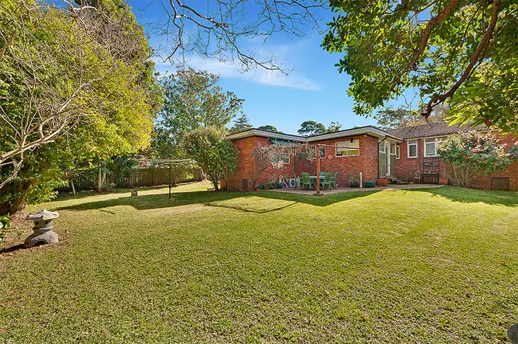 70 Woodbury Road, St Ives NSW 2075