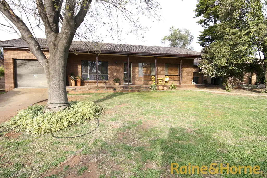 Main view of Homely house listing, 39 Hazelwood Drive, Dubbo NSW 2830