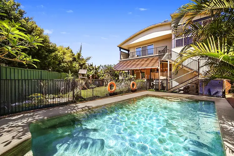 22 Reserve Drive, Bateau Bay NSW 2261