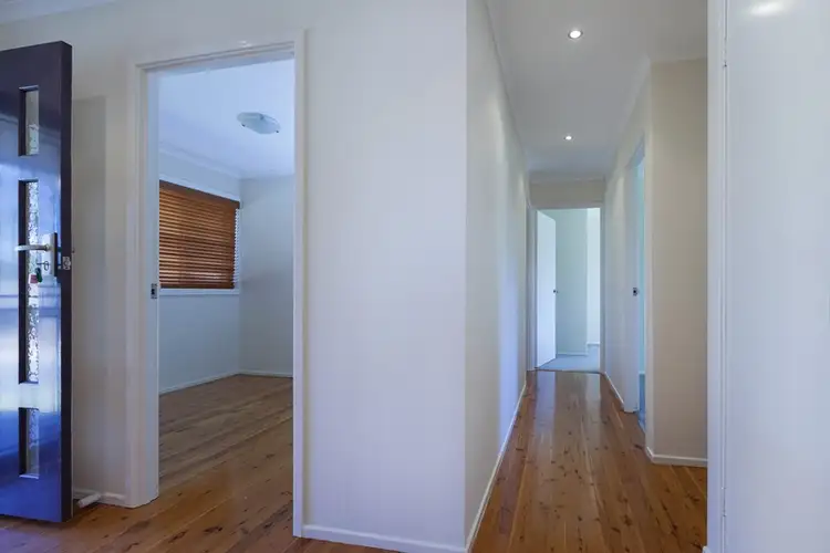 Fifth view of Homely house listing, 7 Elgata Crescent, Bradbury NSW 2560
