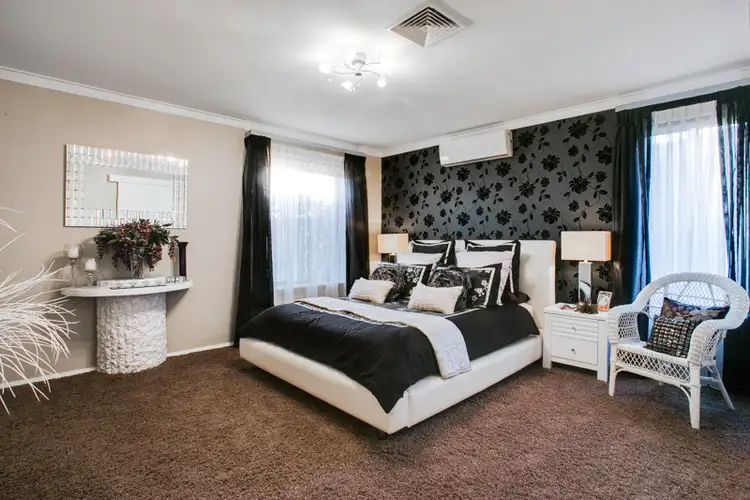 Second view of Homely house listing, 5 Cavalier Court, Thornlie WA 6108