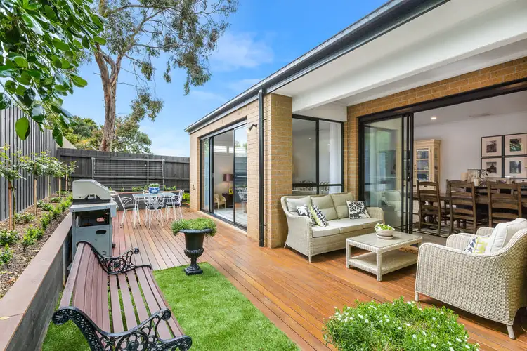 11 Hakea Drive, Mount Martha VIC 3934
