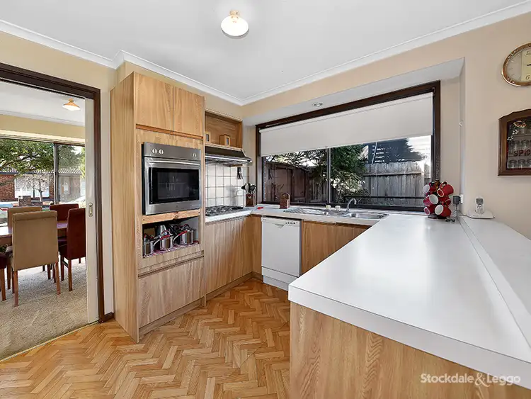 Fifth view of Homely house listing, 4 Winsham Court, Craigieburn VIC 3064