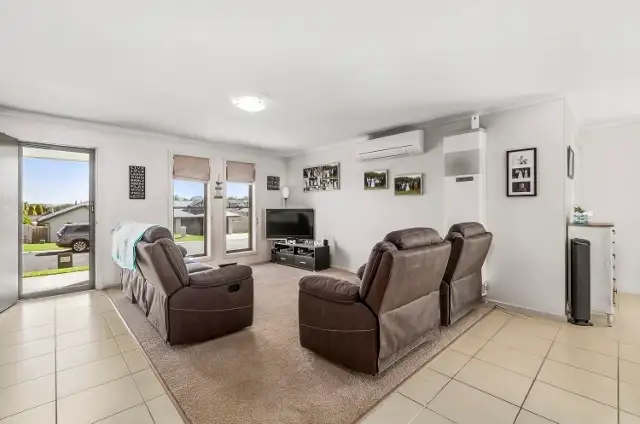 Fourth view of Homely house listing, 2/31 Ash Court, Mount Gambier SA 5290