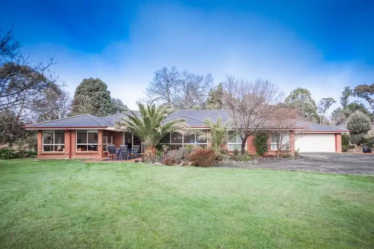 97 Quarry Road, Woodend VIC 3442
