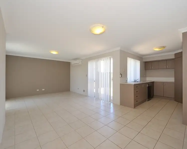 Fourth view of Homely unit listing, 5/2 Kapok Turn, Baldivis WA 6171
