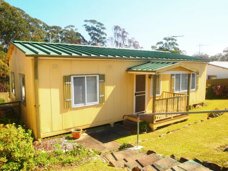 9 Ninth Street, Warragamba NSW 2752