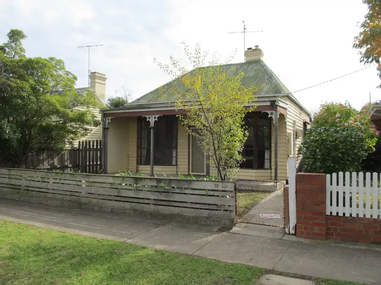 Main view of Homely house listing, 18 Francis Street, Bairnsdale VIC 3875