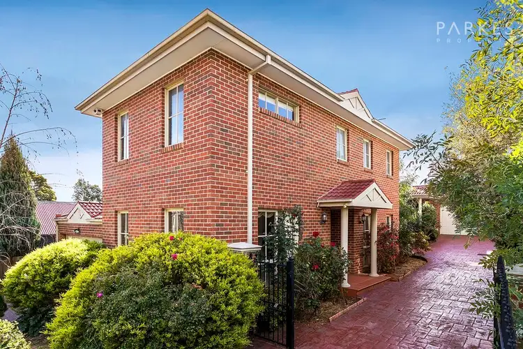 1 Derwent Street, Box Hill North VIC 3129