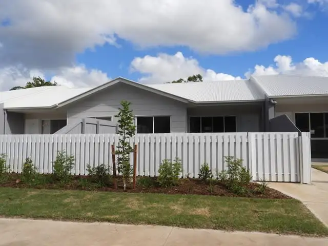 Unit 4/6 Gympie St North, Landsborough QLD 4550