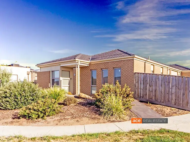 Second view of Homely house listing, 7 Tavor Street, Tarneit VIC 3029