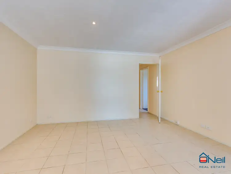 Fifth view of Homely semi-detached listing, 54B Grovelands Drive, Camillo WA 6111
