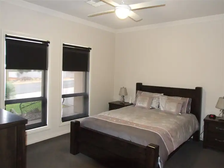 Fifth view of Homely house listing, 4 Pike St, Paringa SA 5340