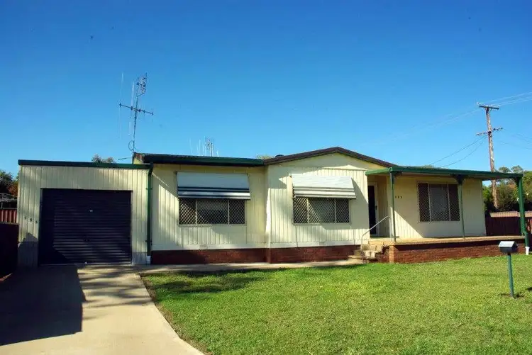 155 Gisborne Street, Wellington NSW 2820