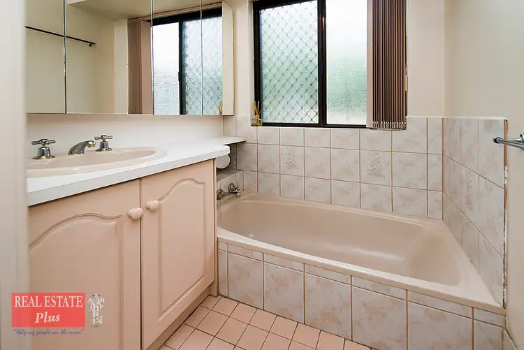 Sixth view of Homely house listing, 10 Woodbridge Close, Swan View WA 6056