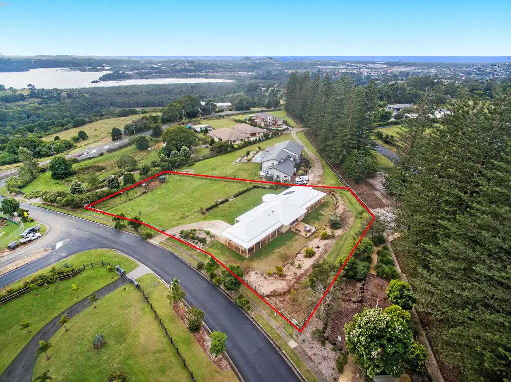 Main view of Homely house listing, 5 Sunnycrest Drive, Terranora NSW 2486