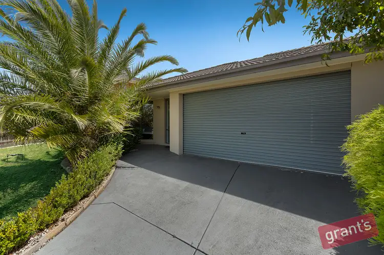 116 Hinrichsen Drive, Hallam VIC 3803