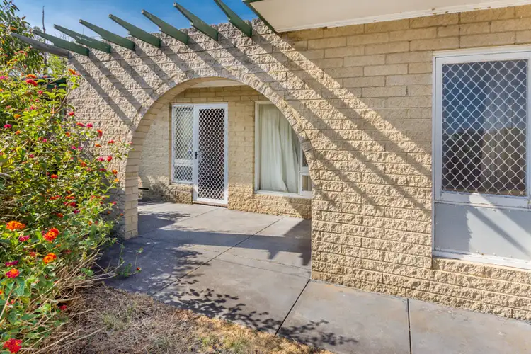 Fifth view of Homely house listing, 20 Waratah Dr, Camillo WA 6111