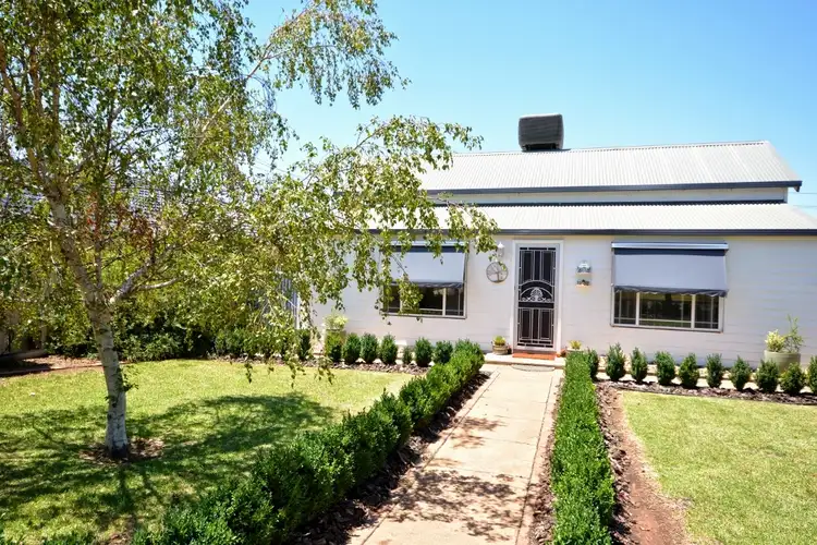 52 Church Street, Leeton NSW 2705