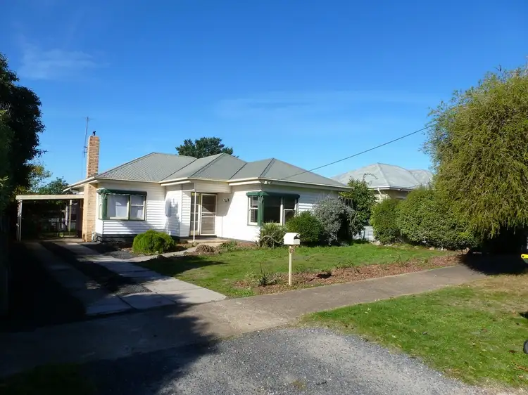 38 Carey Street, Ararat VIC 3377