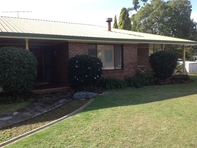 2 Shiraz Court, Wilsonton Heights QLD 4350