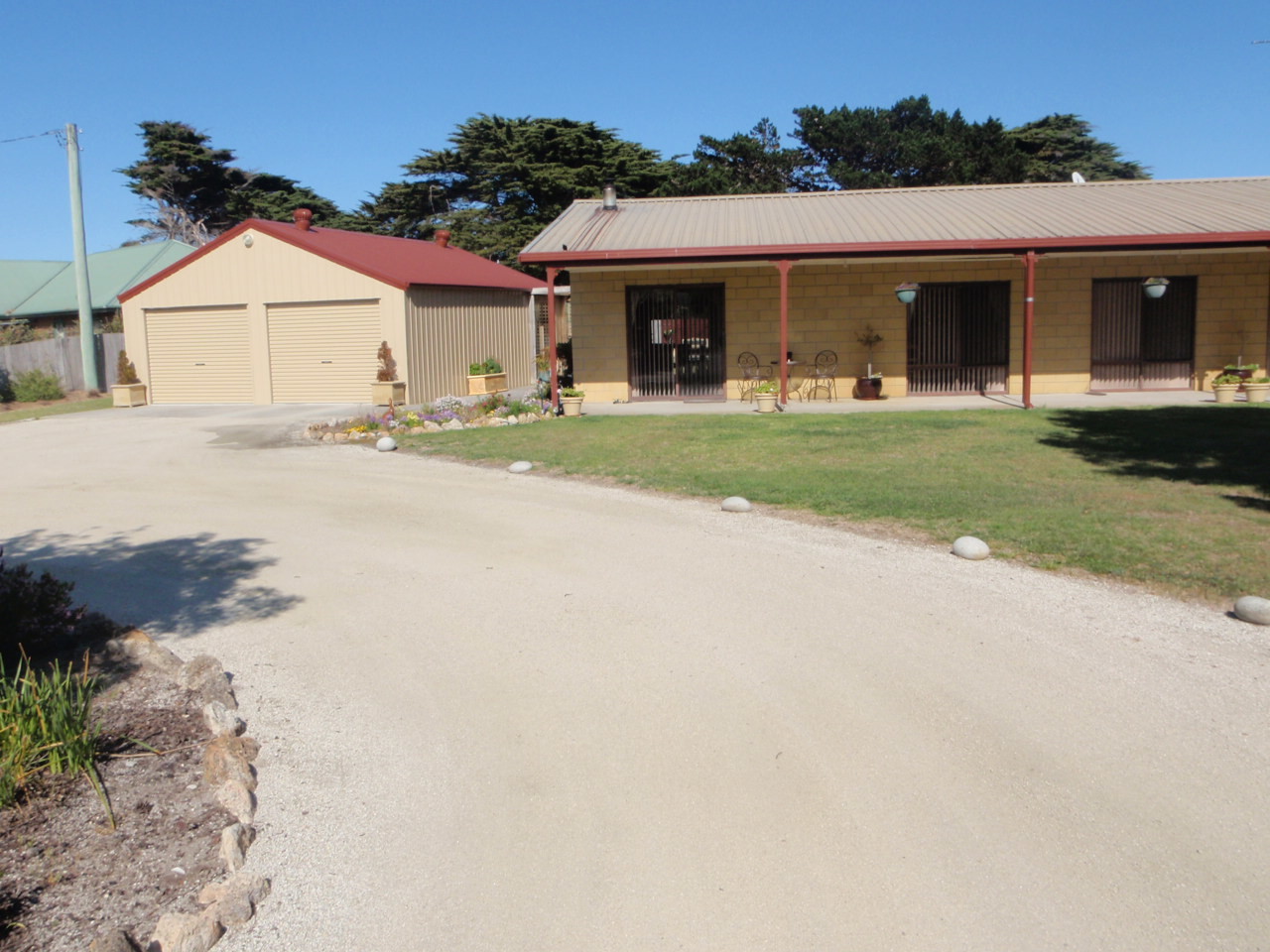 22 BLUFF ROAD, Flinders Island TAS 7255