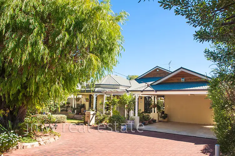 1/17 Elmore Road, Quindalup WA 6281