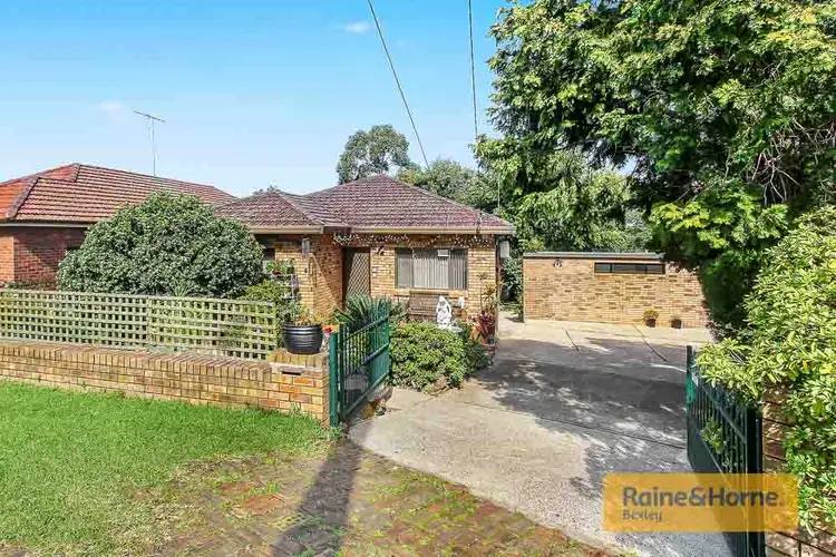 3 Johnston Street, Earlwood NSW 2206
