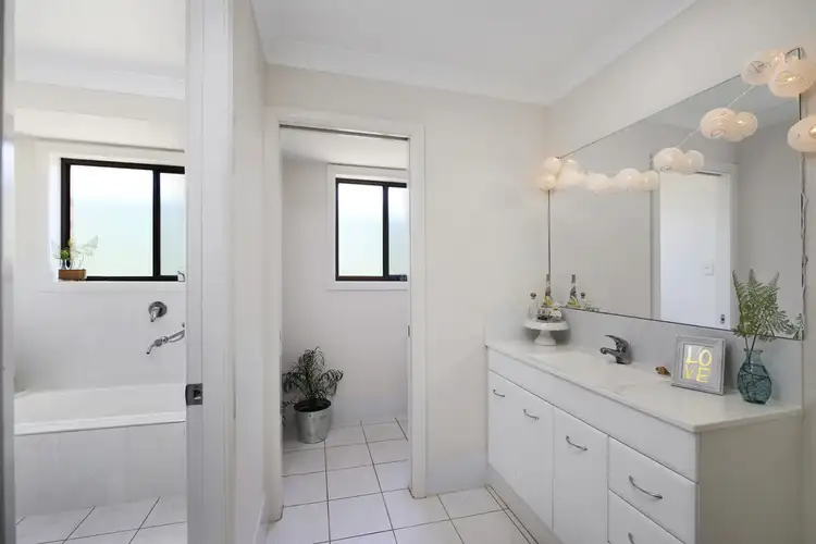 Sixth view of Homely house listing, 8 Brenchley Circuit, Wauchope NSW 2446