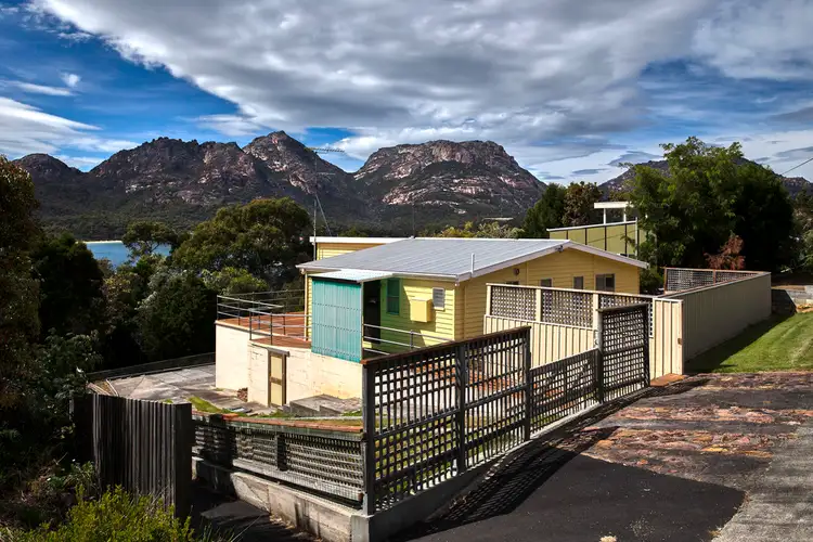 7 Florence Street, Coles Bay TAS 7215