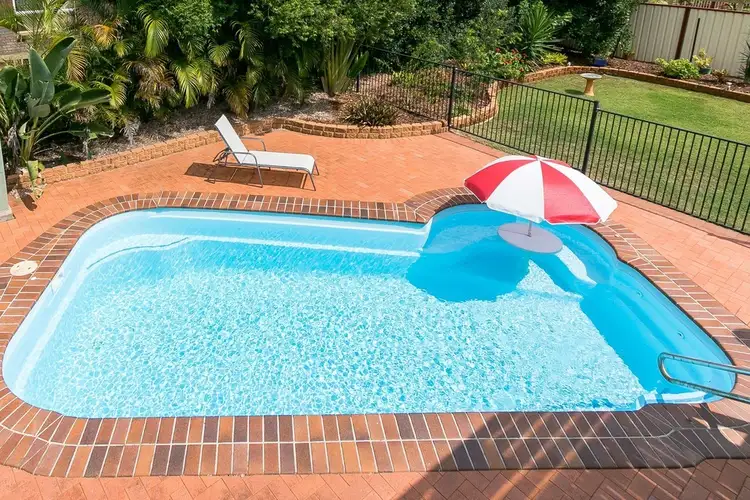 14 Gibbs Street, Urangan QLD 4655