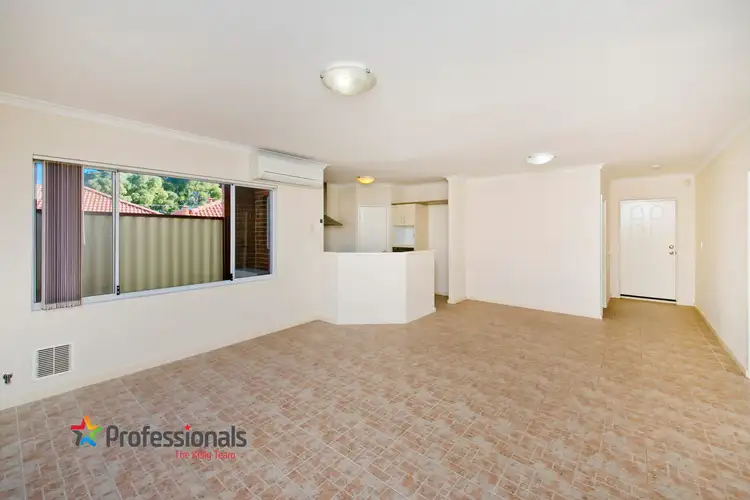 Sixth view of Homely villa listing, 5/25 Siderno Rise, Hocking WA 6065