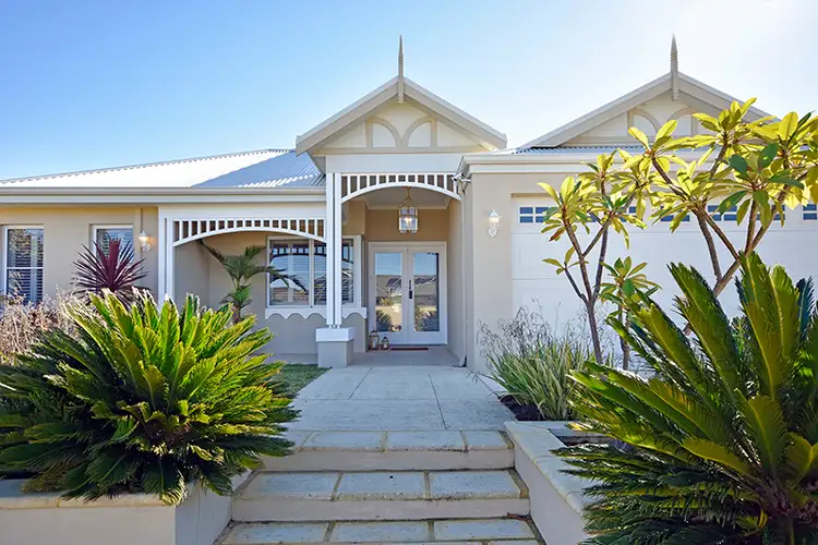 Second view of Homely house listing, 21 Carmen Circuit, The Vines WA 6069