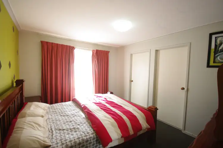 Fifth view of Homely house listing, 5 Leith Court, Endeavour Hills VIC 3802