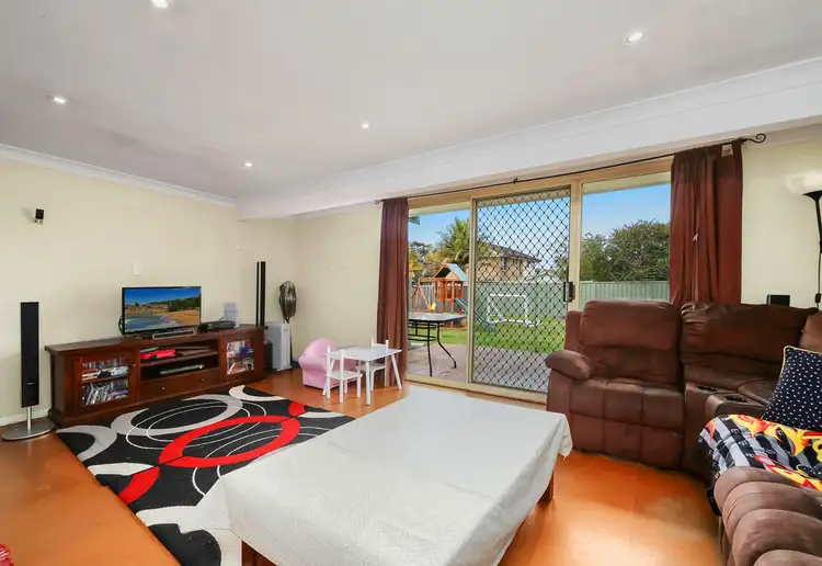 Second view of Homely house listing, 4 Flinders Avenue, Killarney Vale NSW 2261