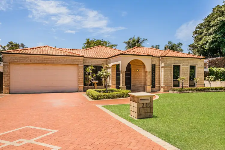 71 Stoneham Road, Attadale WA 6156