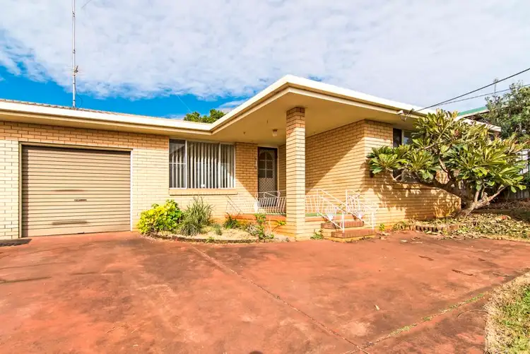 1/6 Cossart Street, Centenary Heights QLD 4350