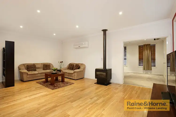 Seventh view of Homely house listing, 5 Lyons Avenue, Burnside Heights VIC 3023