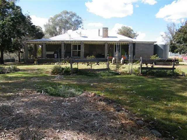 "Rockleigh" 70 Wilsons Rd, Wallabadah NSW 2343