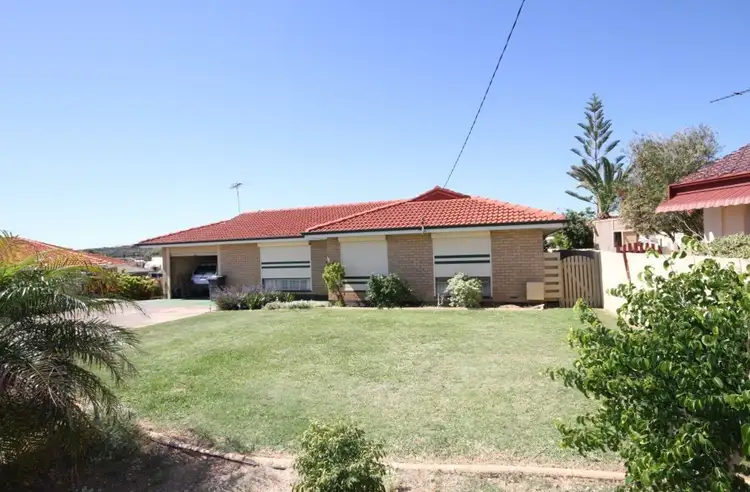 Second view of Homely house listing, 20 Nigel Crescent, Tarcoola Beach WA 6530