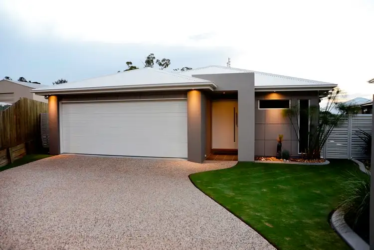 19 Thorley Court, Middle Ridge QLD 4350