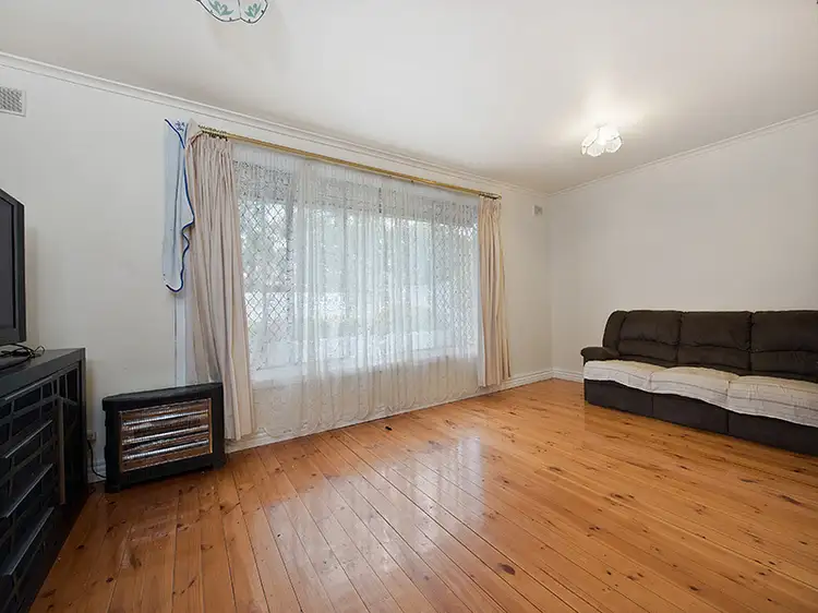 Fifth view of Homely house listing, 20 wimborne, Elizabeth Downs SA 5113