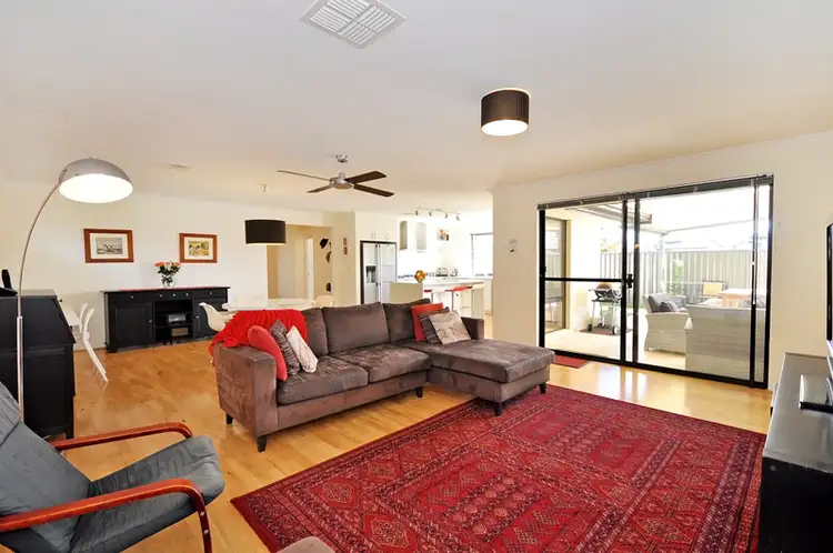 Sixth view of Homely house listing, 6 Dryden Crescent, Aveley WA 6069