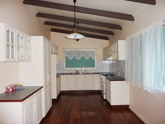 Second view of Homely house listing, 6 Richmond Place, Nulsen WA 6450